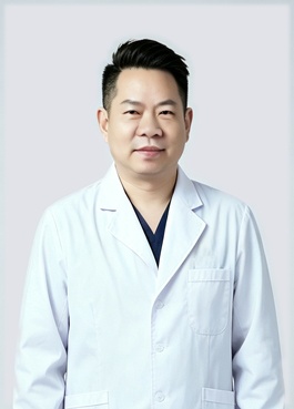 傅其兵_灰背景.jpg 傅其兵_灰背景.jpg